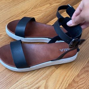 COPY - Platform sandals